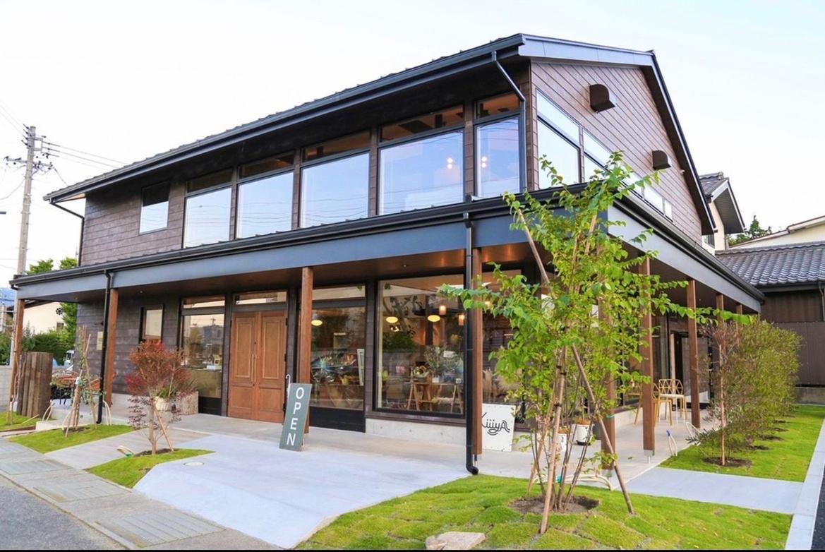 Kiiiya Cafe&Hostel 아주미노 외부 사진